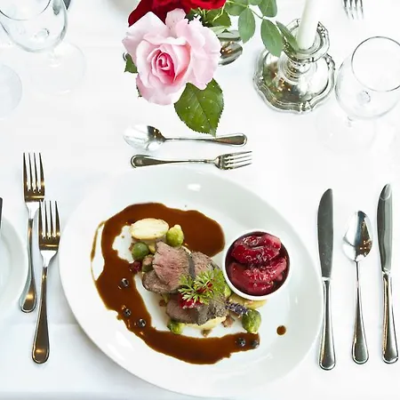 Kviknes Отель Балестранд