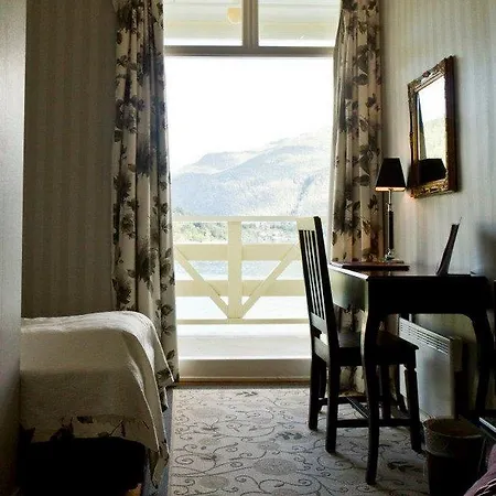 Kviknes Отель Балестранд